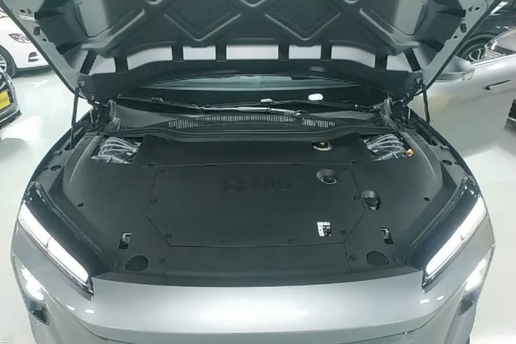 Used Nio ET5 2025 75 kWh Engine Bay