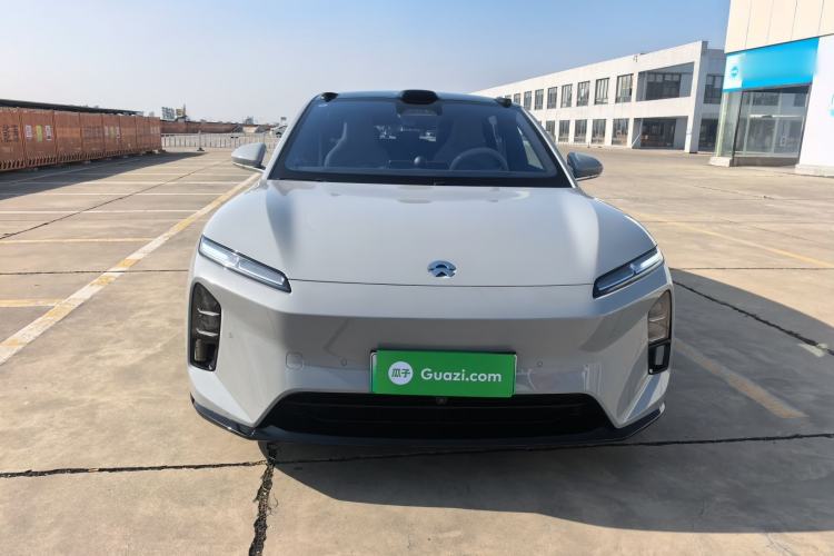 Used Nio ET5 2025 75 kWh Exterior 1