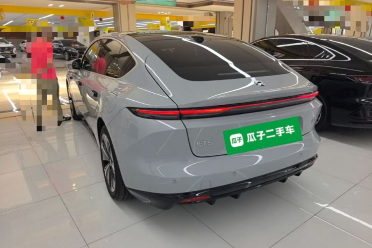 Used Nio ET5 2025 75 kWh Exterior 2