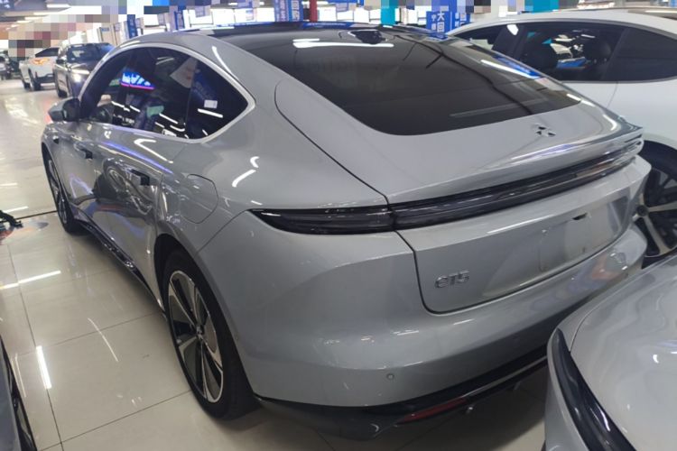Used Nio ET5 2025 75 kWh Exterior 2