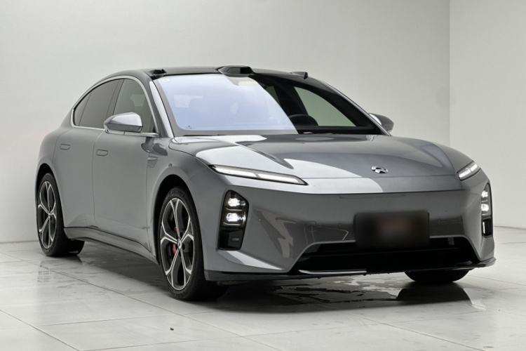 Used Nio ET5 2025 75 kWh Exterior 4