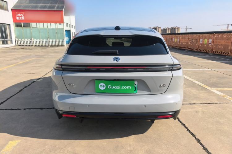 Used Nio ET5 2025 75 kWh Exterior 4