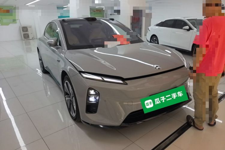 Used Nio ET5 2025 75 kWh Front Right 45 Deg