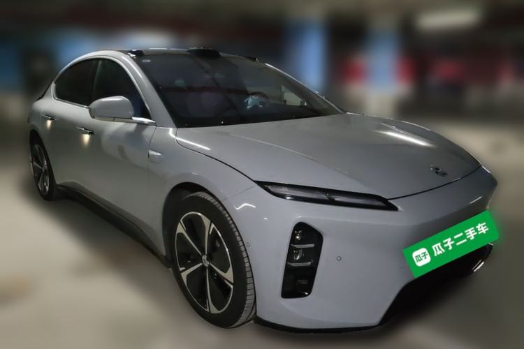 Used Nio ET5 2025 75 kWh Front Right 45 Deg