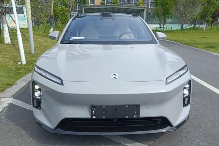Used Nio ET5 2025 75 kWh Front