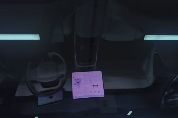 Used Nio ET5 2025 75 kWh Headliner