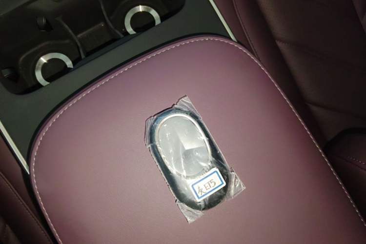 Used Nio ET5 2025 75 kWh Interior 1