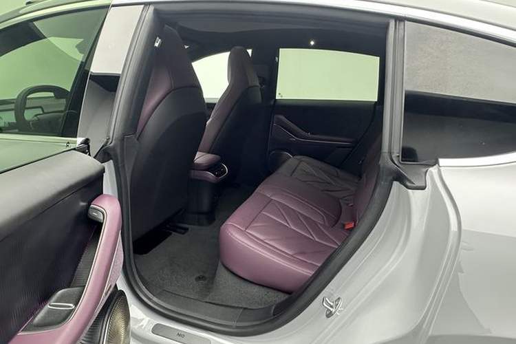 Used Nio ET5 2025 75 kWh Interior 2