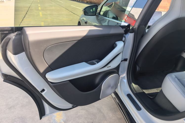 Used Nio ET5 2025 75 kWh Interior 4