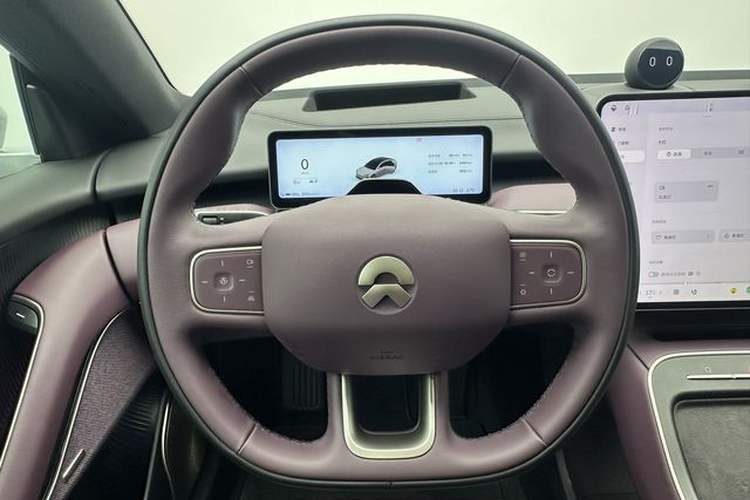 Used Nio ET5 2025 75 kWh Interior 4
