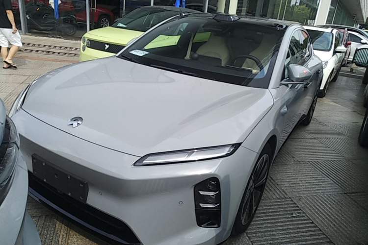 Gebrauchter Nio ET5 2025 75 kWh Guazi used car, China used car export, Used car for sale, Used  cars, Cheapest cars for sale