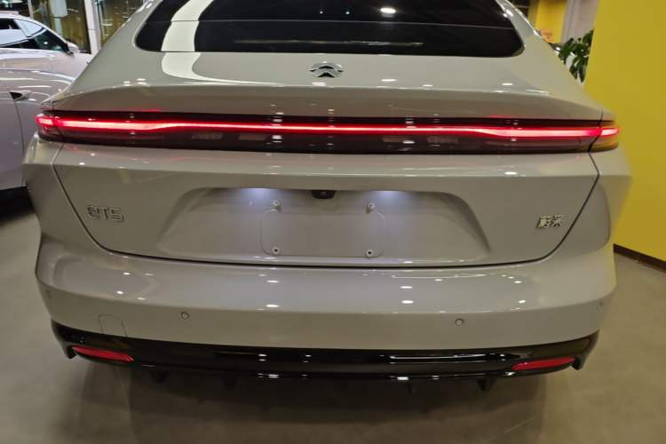 Used Nio ET5 2025 75 kWh Rear