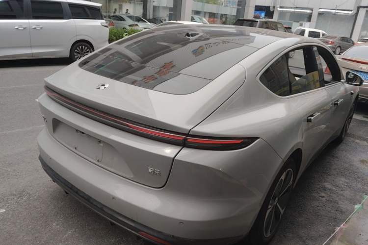 Used Nio ET5 2025 75 kWh Rear Right 45 Deg
