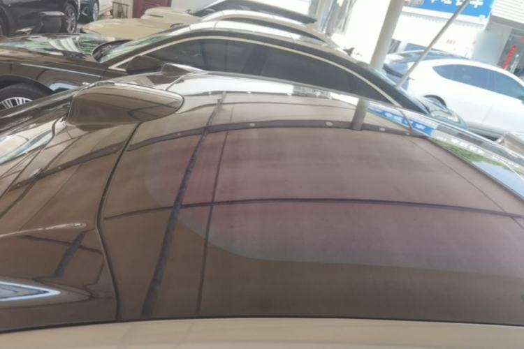Used Nio ET5 2025 75 kWh Roof