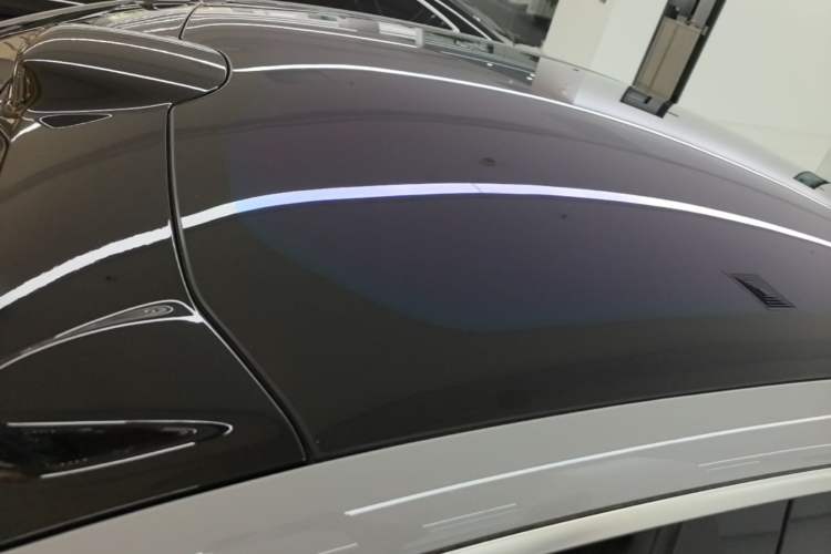 Used Nio ET5 2025 75 kWh Roof