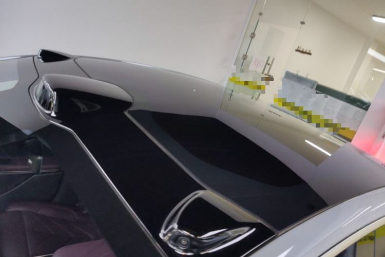 Used Nio ET5 2025 75 kWh Roof