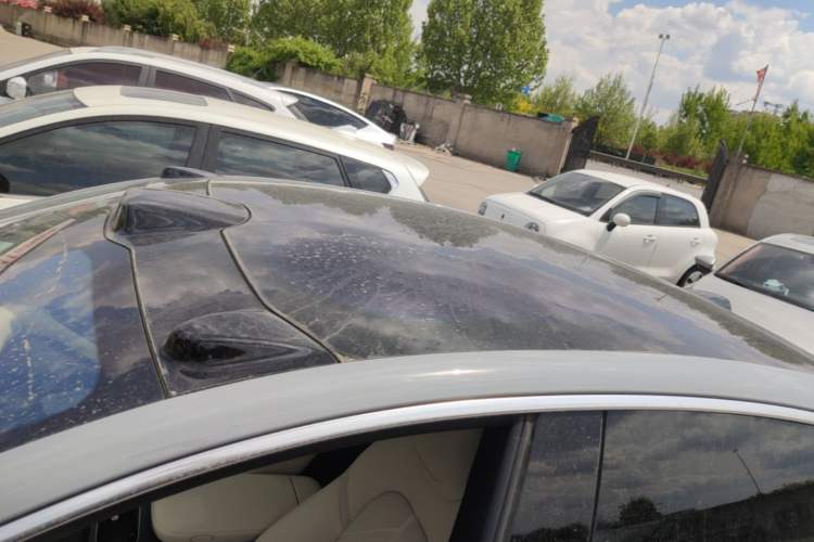 Used Nio ET5 2025 75 kWh Roof
