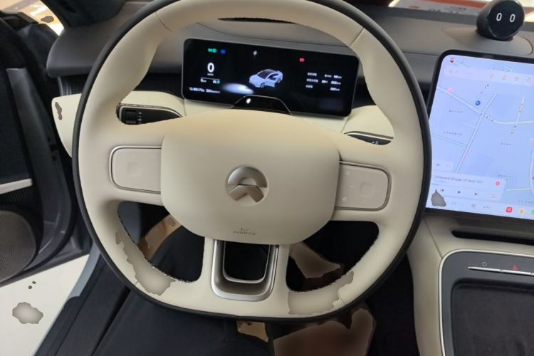 Used Nio ET5 2025 75 kWh Steering Wheel
