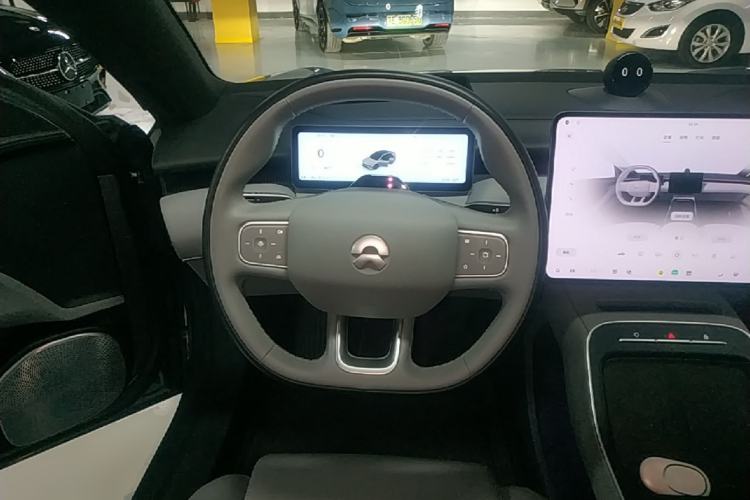 Used Nio ET5 2025 75 kWh Steering Wheel