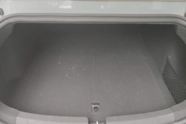 Used Nio ET5 2025 75 kWh Trunk