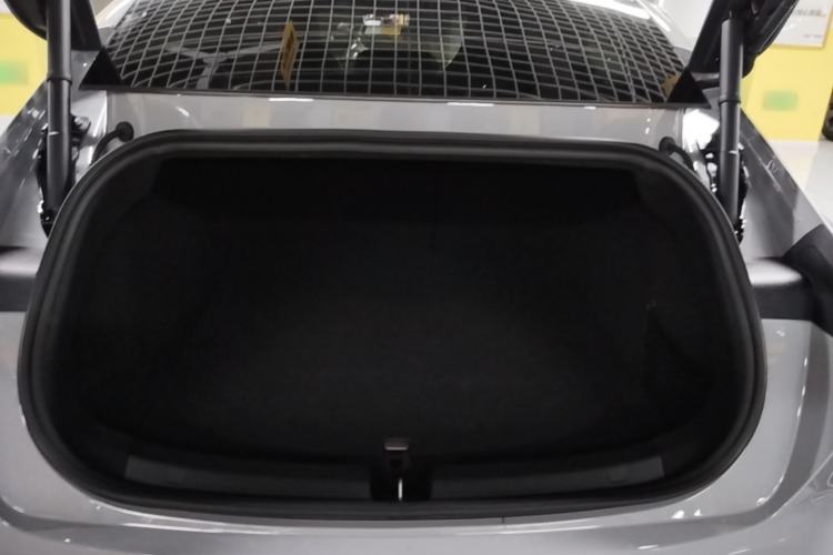 Used Nio ET5 2025 75 kWh Trunk