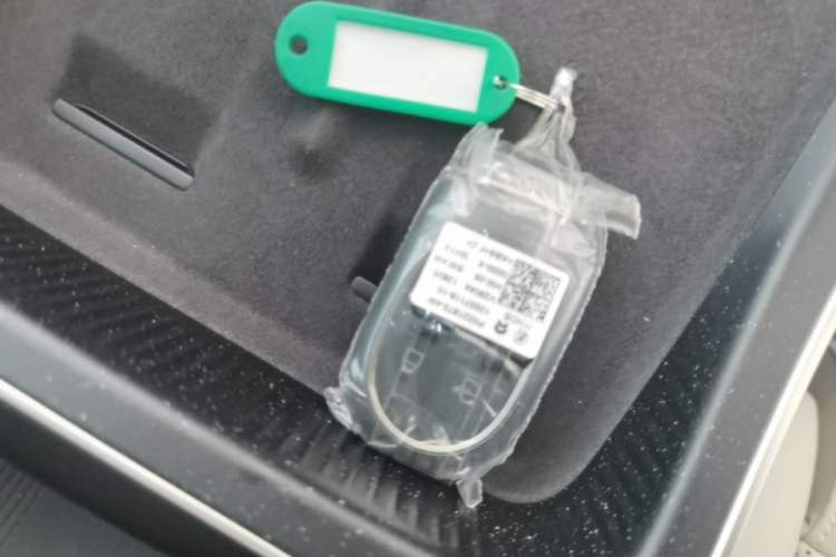 Used Nio ET5 2025 75 kWh Vehicle Key