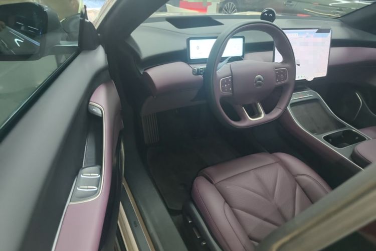 Used Nio ET5 2025 100 kWh Driver Seat