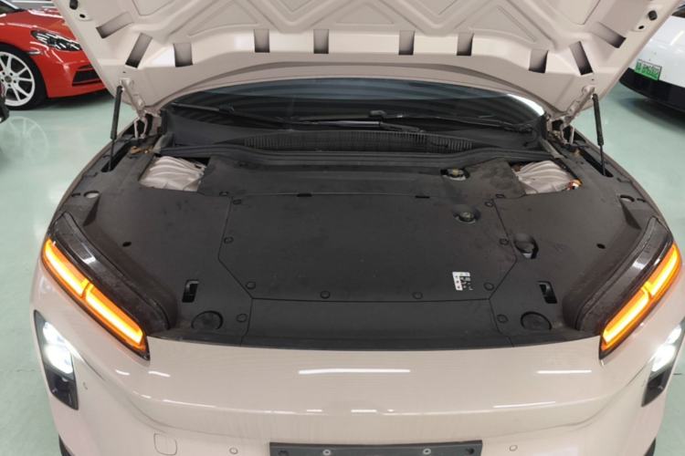Used Nio ET5 2025 75 kWh Engine Bay