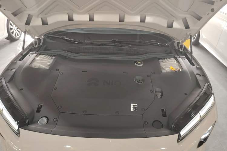 Used Nio ET5 2025 75 kWh Engine Bay