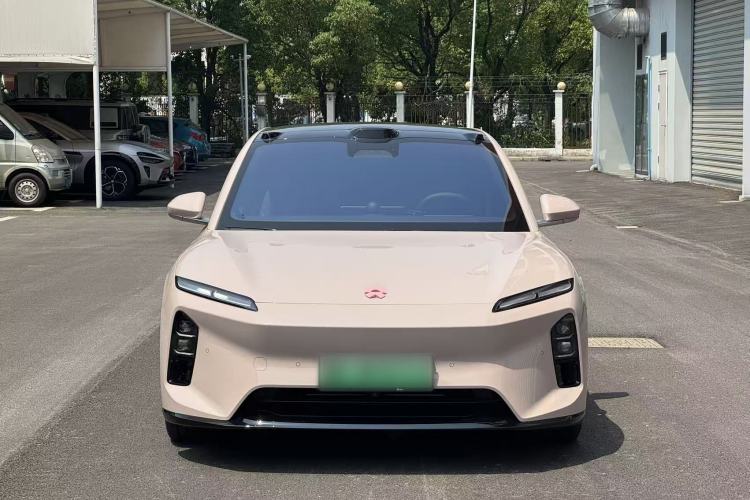 Used Nio ET5 2025 75 kWh Exterior 1