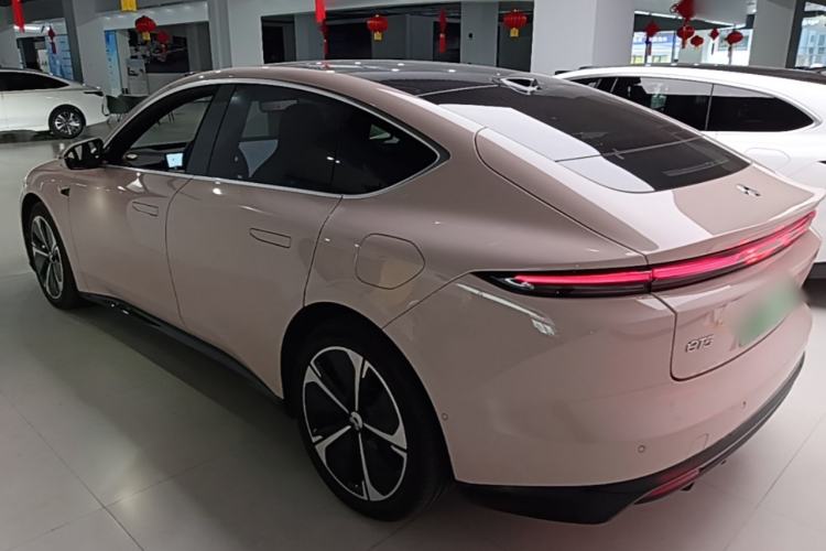 Used Nio ET5 2025 75 kWh Exterior 2