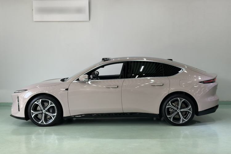 Used Nio ET5 2025 75 kWh Exterior 7
