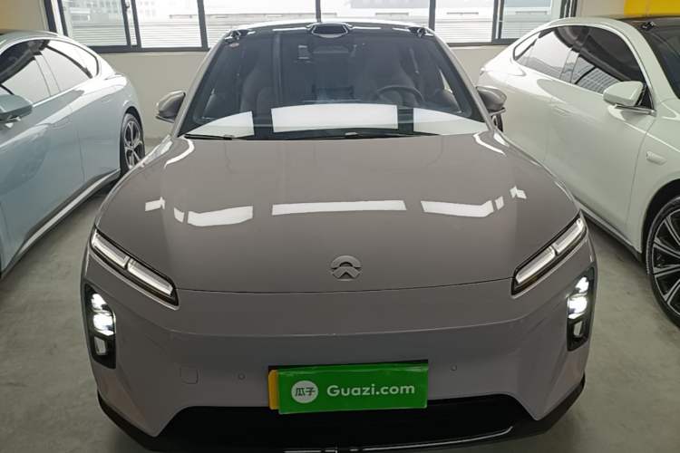 Used Nio ET5 2025 75 kWh Front
