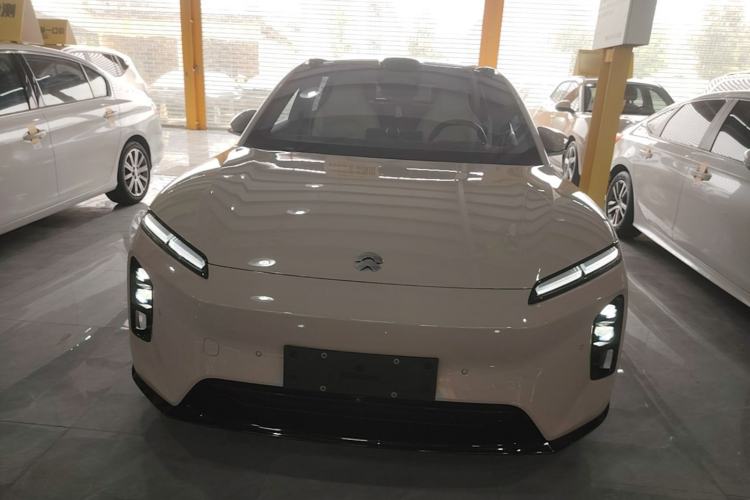 Used Nio ET5 2025 75 kWh Front