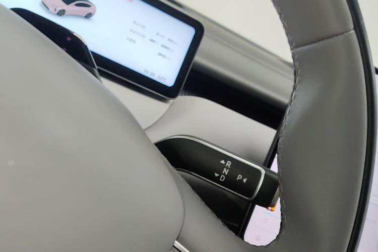 Used Nio ET5 2025 75 kWh Gear Lever