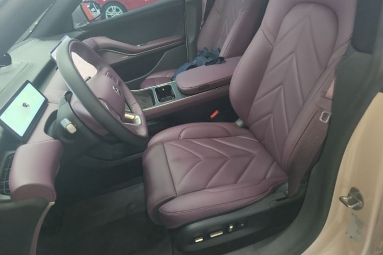 Used Nio ET5 2025 100 kWh Left Front Seat