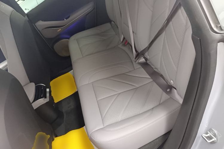 Used Nio ET5 2025 75 kWh Left Rear Seat