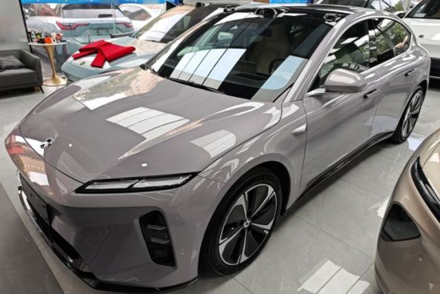 Used Nio ET5 2025 75 kWh