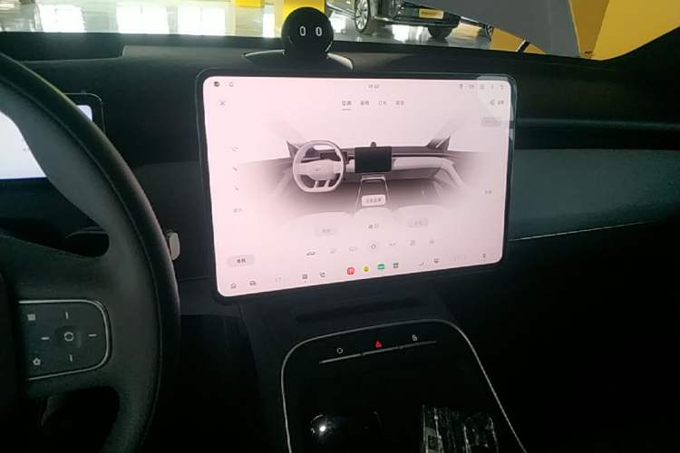Used Nio ET5 2025 75 kWh Audio And AC Panel
