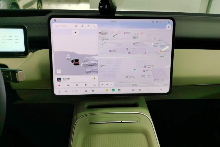 Used Nio ET5 2025 75 kWh Audio And AC Panel