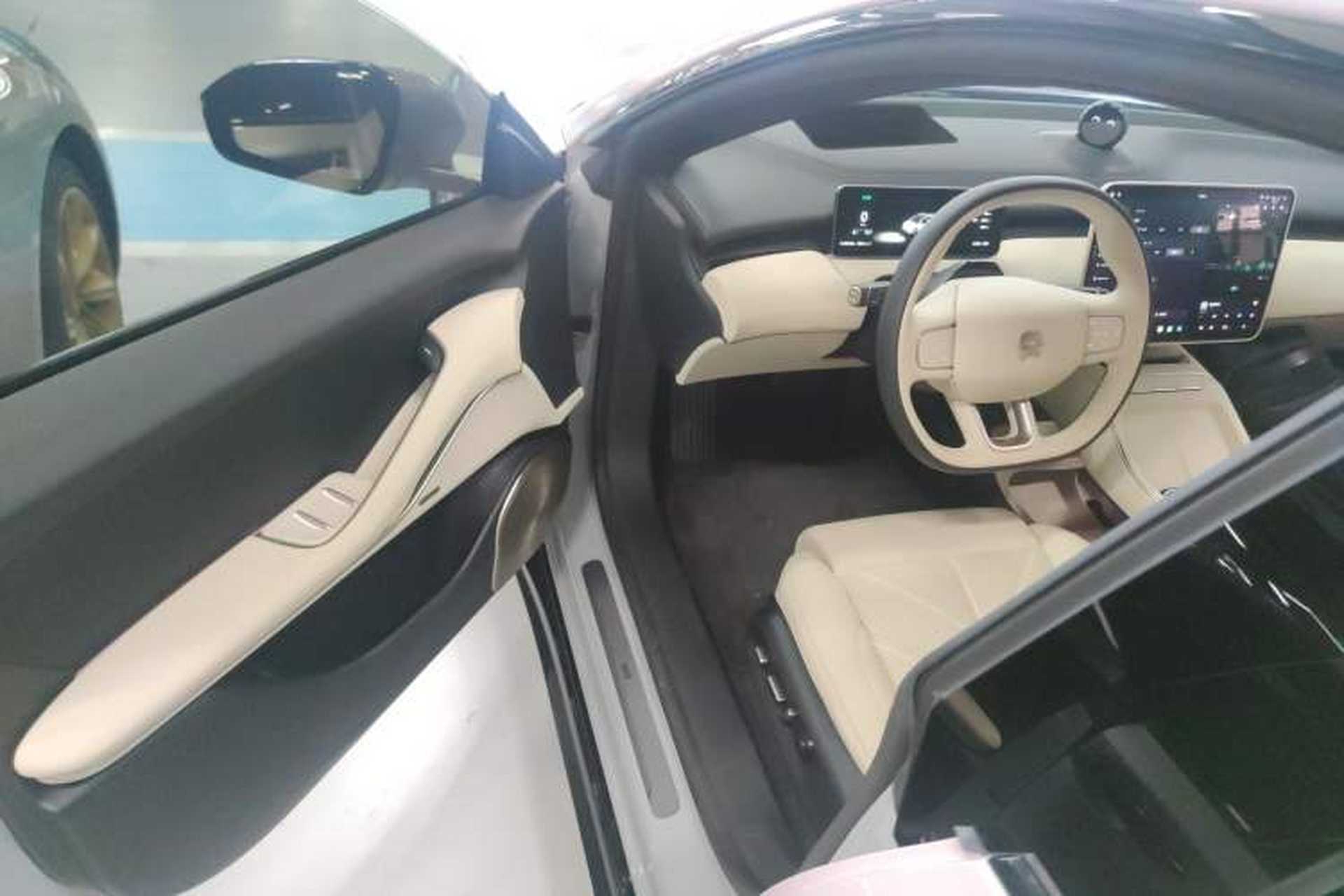 Used Nio ET5 2025 75 kWh Driver Seat