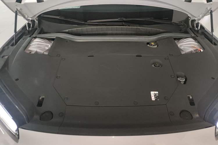 Used Nio ET5 2025 75 kWh Engine Bay