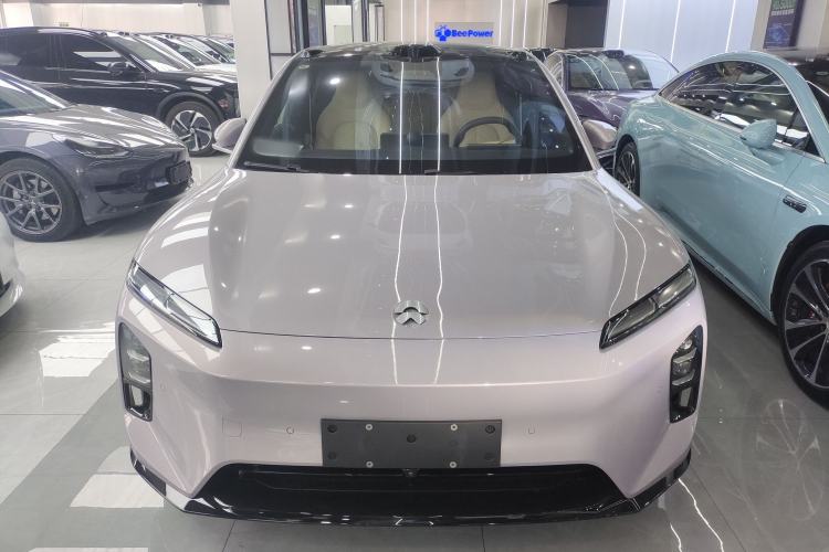 Used Nio ET5 2025 75 kWh Exterior 1