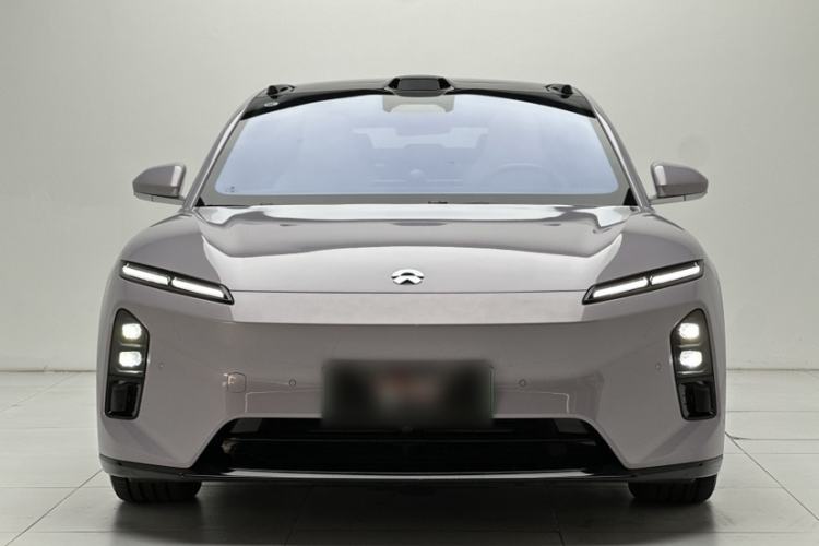 Used Nio ET5 2025 75 kWh Exterior 1