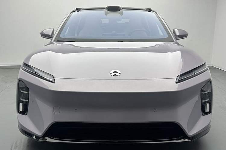 Used Nio ET5 2025 75 kWh Exterior 1