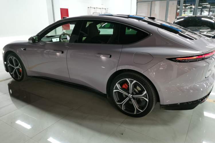 Used Nio ET5 2025 75 kWh Exterior 3