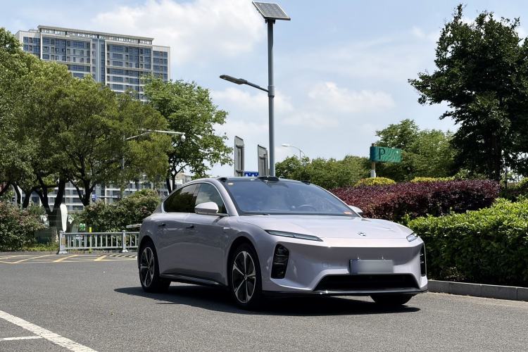 Used Nio ET5 2025 75 kWh Exterior 3