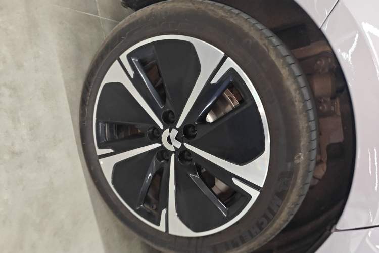 Used Nio ET5 2025 75 kWh Exterior 3