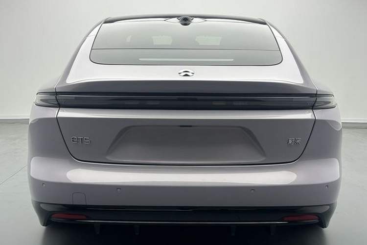 Used Nio ET5 2025 75 kWh Exterior 5