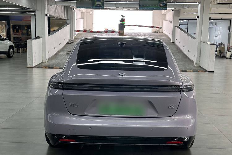 Used Nio ET5 2025 75 kWh Exterior 6